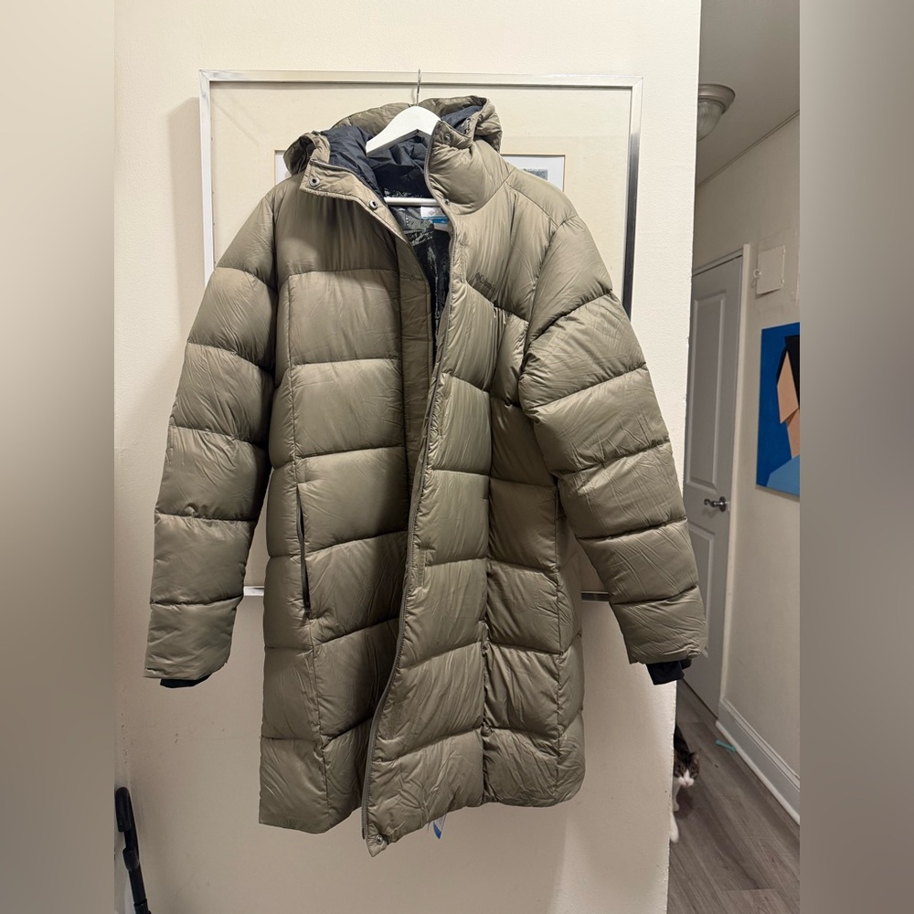 NWT Women’s Olive Puffer Jacket